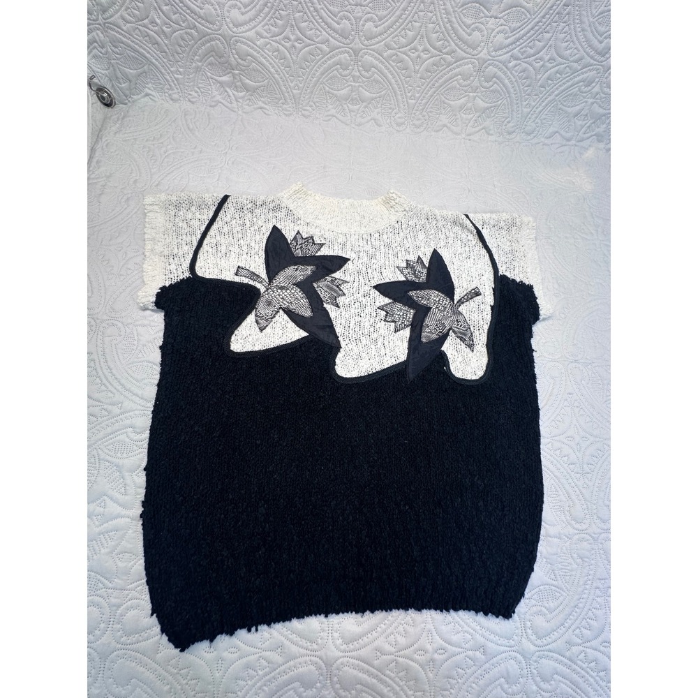 Vintage Shenanigans Black White Boucle Knit Floral Snakeskin Applique Top Sz 22